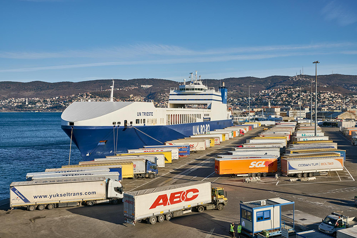 Samer Seaports and Terminals in the Port of Trieste (photo: Samer Seaports and Terminals)